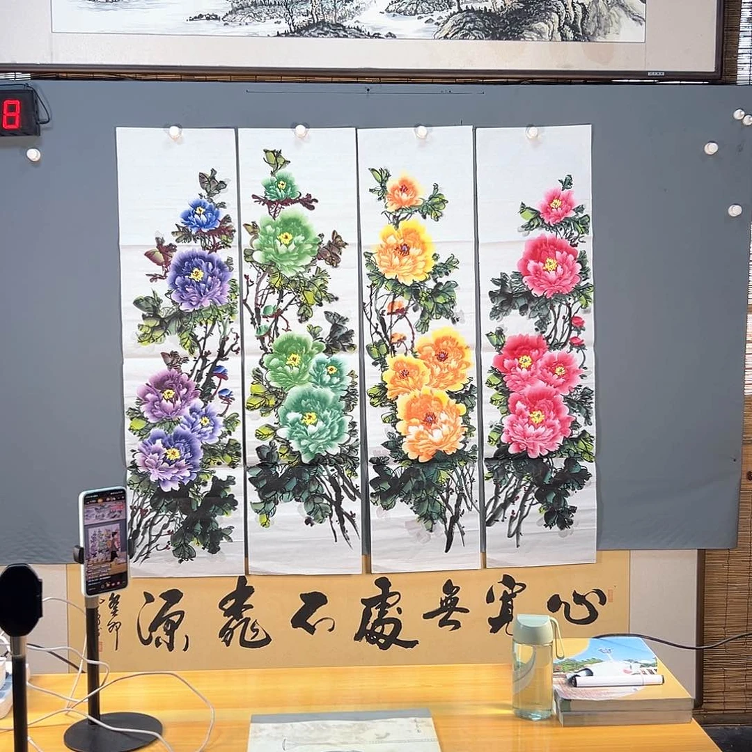 国画598 花鸟和蝴蝶在这里