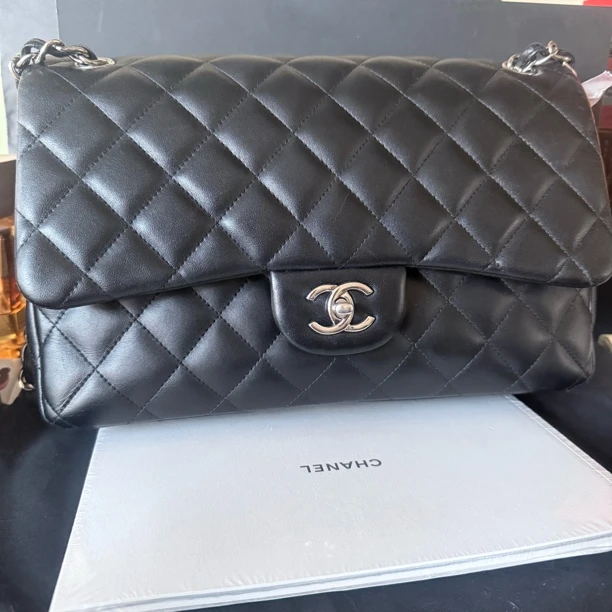 95新 Chanel/香奈儿 黑银jumbo19开羊皮