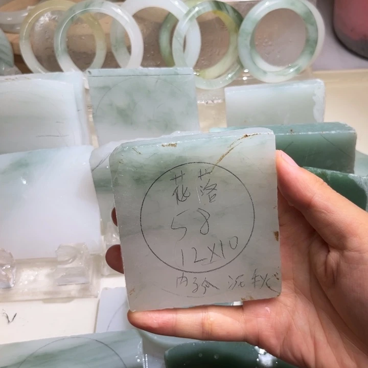 定制石英质玉（天山翠）天山翠定制不退不换