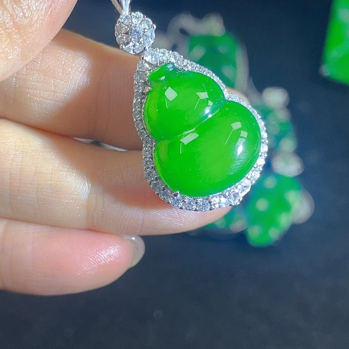 翡翠银S925镶嵌吊坠(不含链)