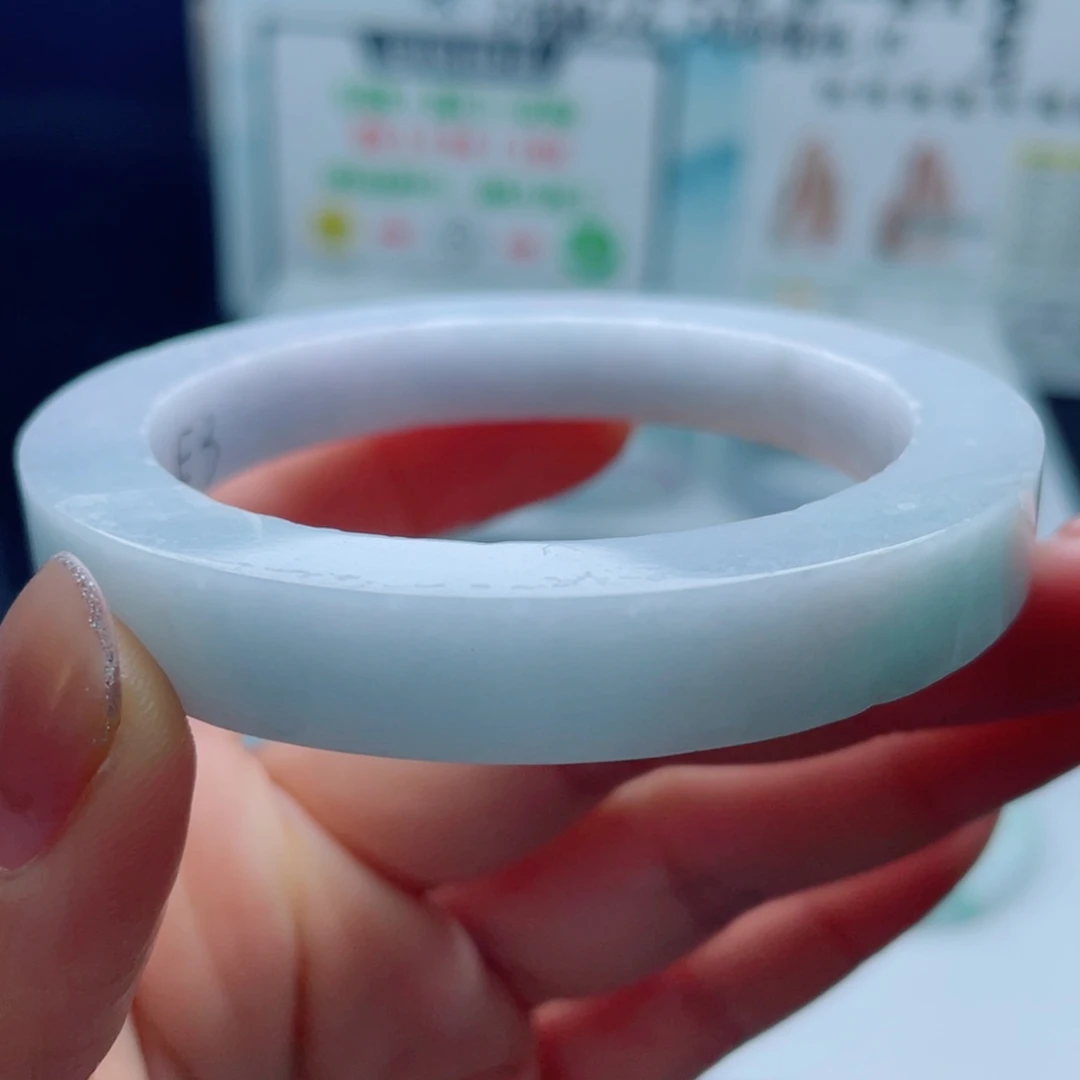 定制翡翠未镶嵌正