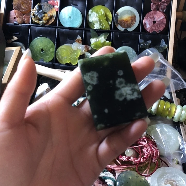 岫玉未镶嵌岫玉挂件