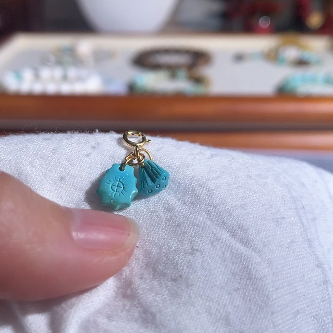 南红玛瑙配饰未镶嵌