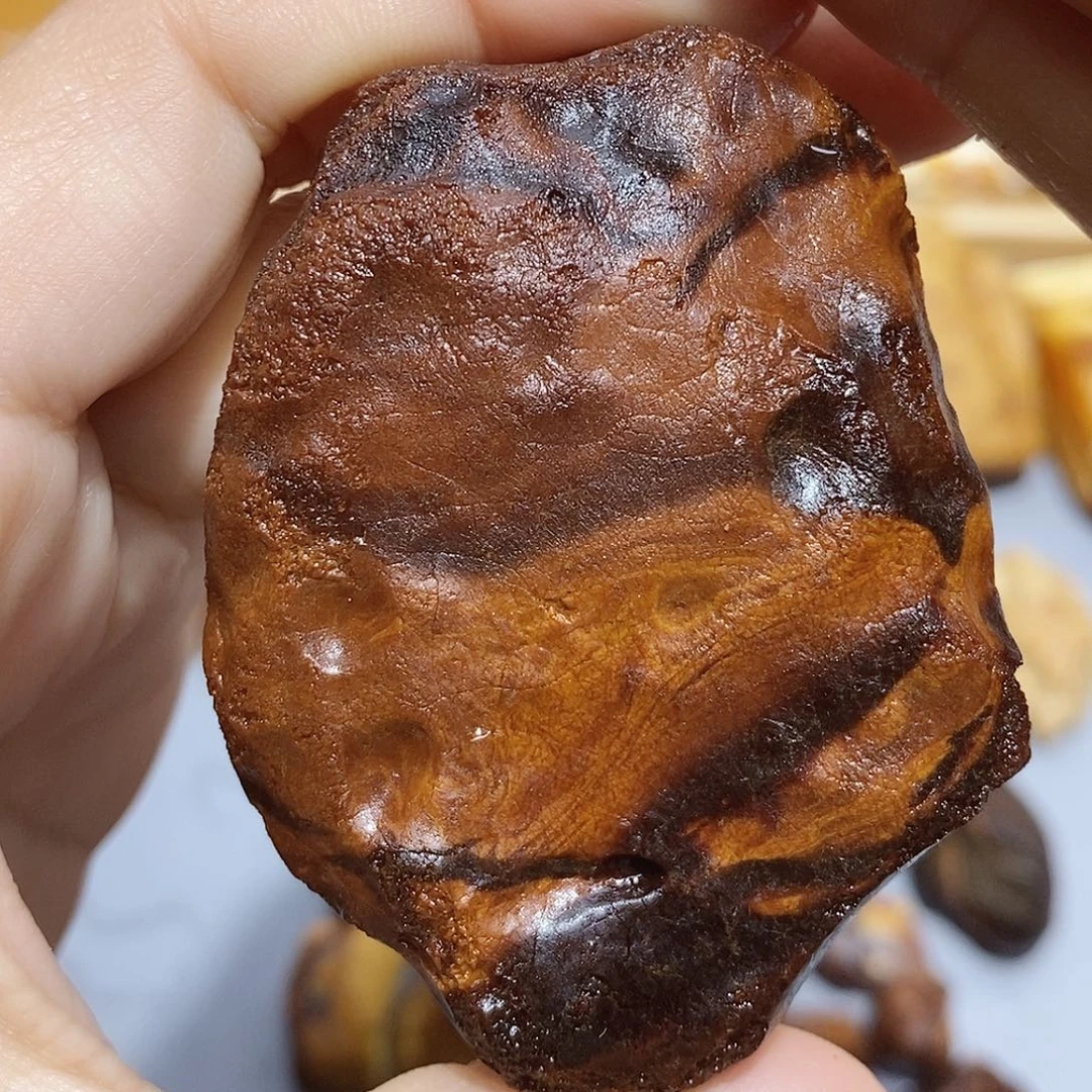 定制琥珀蜜蜡原石