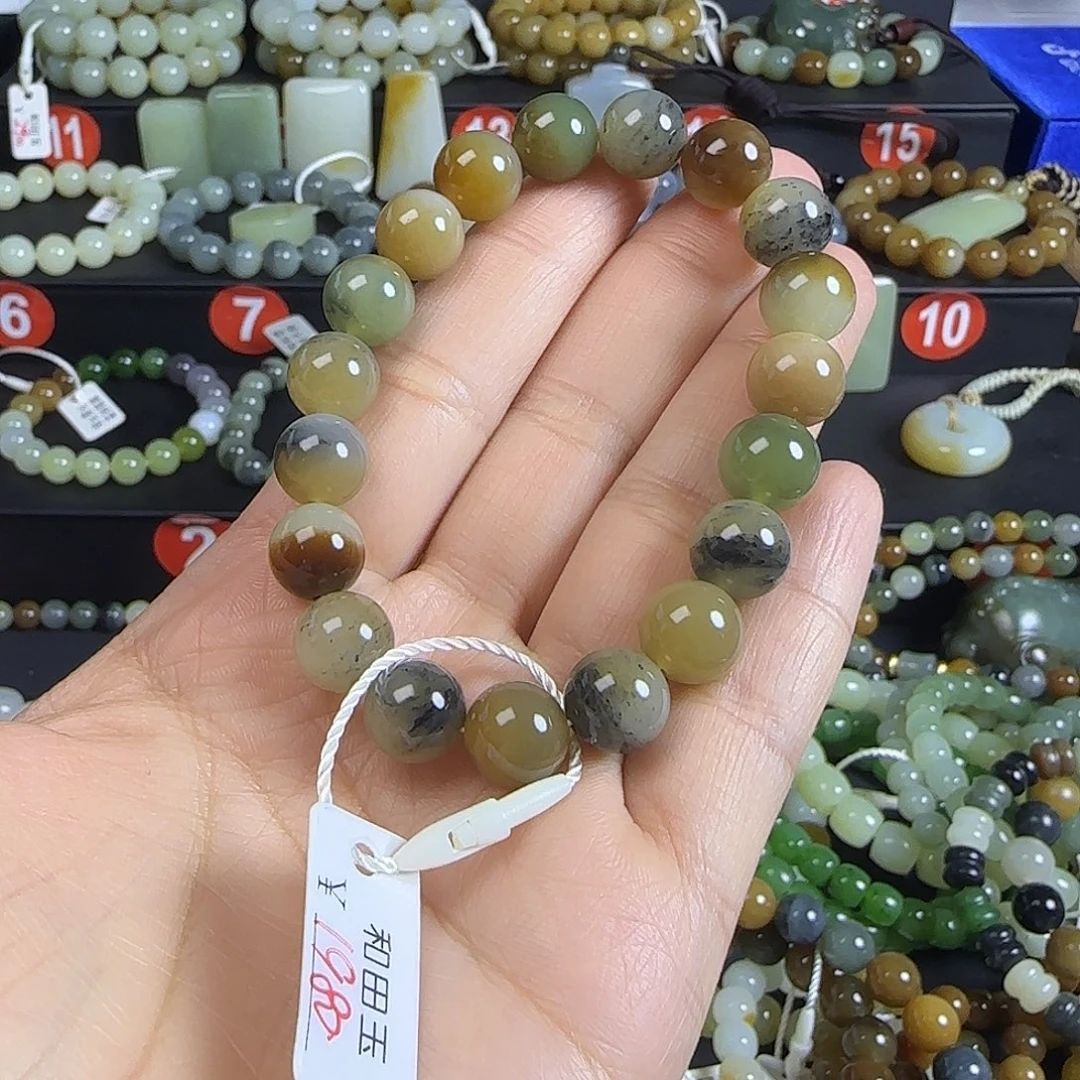 童***童和田玉未镶嵌手链