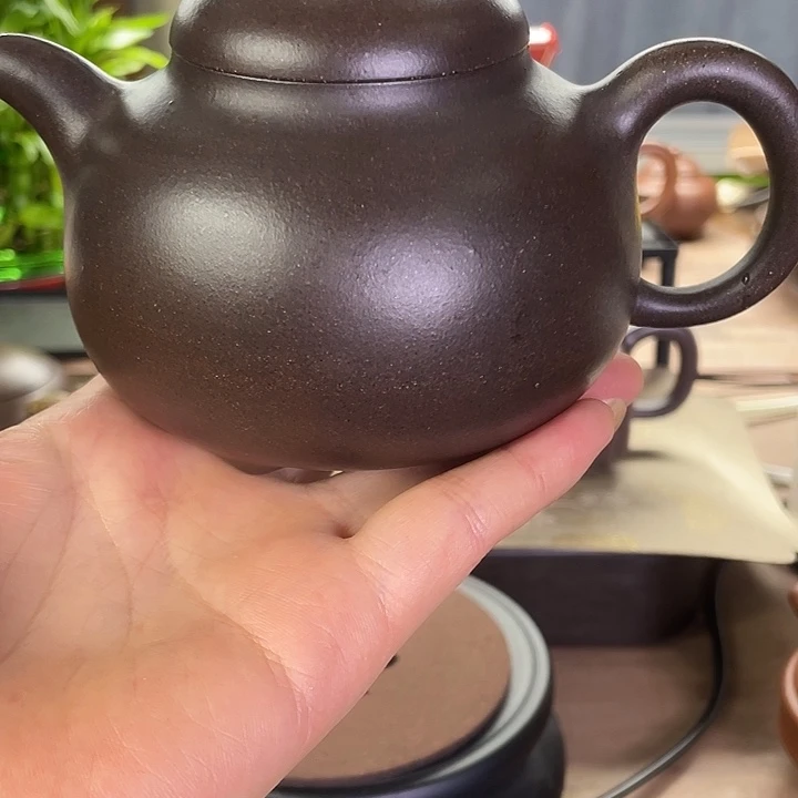 紫泥壶波**涛乳丁