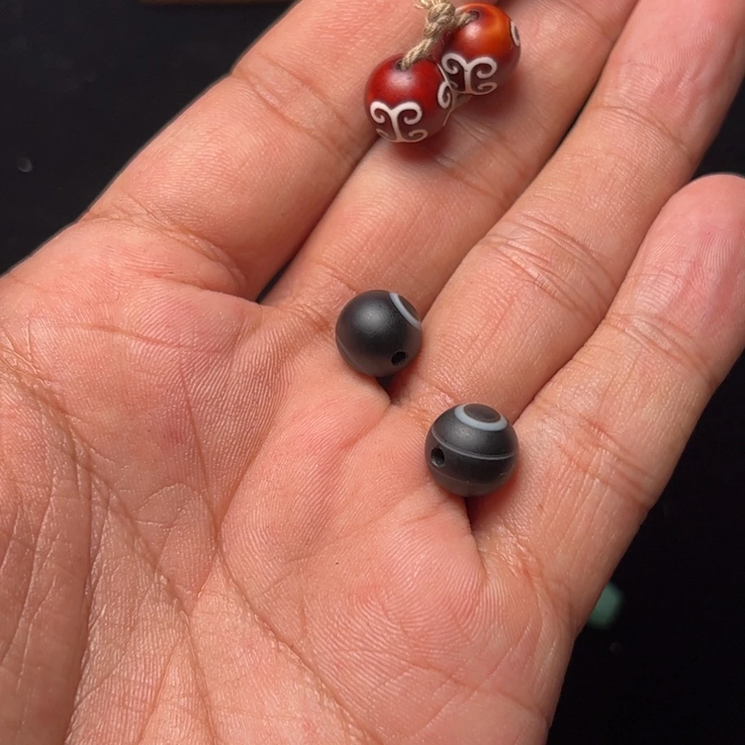 B***生玛瑙/玉髓未镶嵌配饰