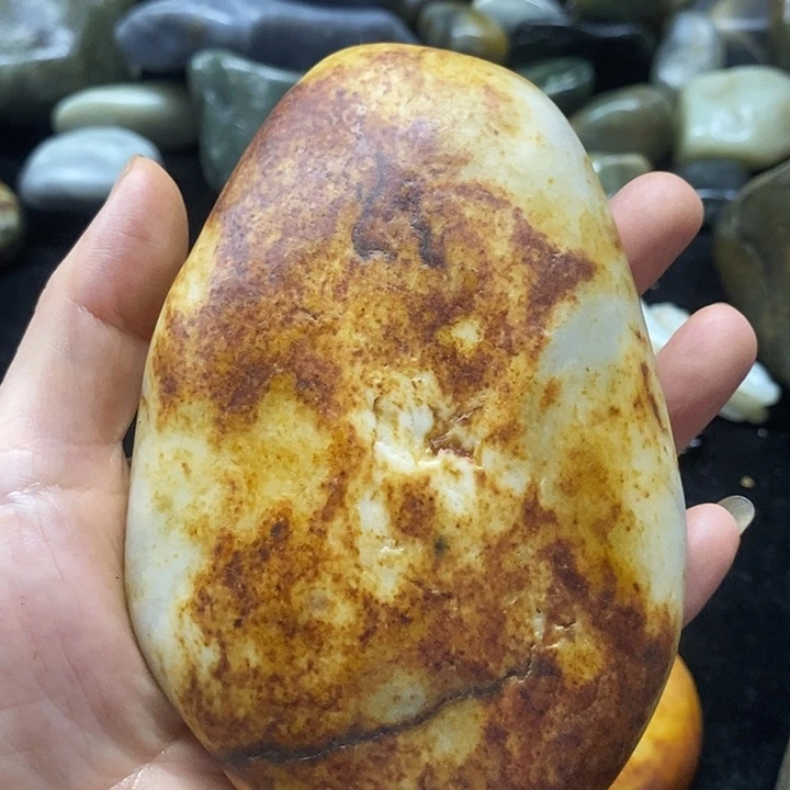 小***。和田玉（糖玉）未镶嵌挂件