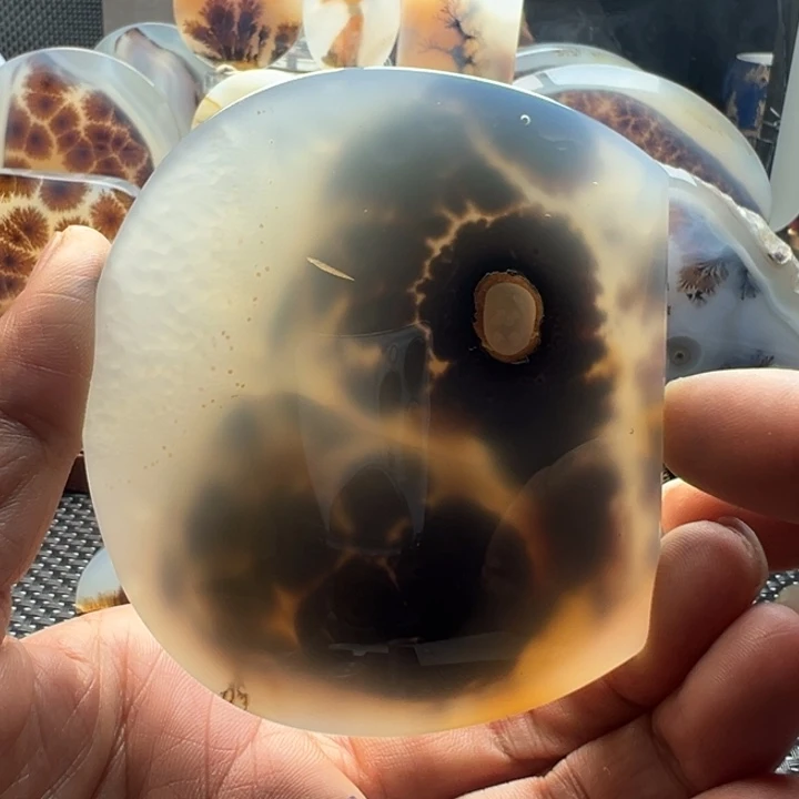 未镶嵌玛瑙/玉髓珠宝奇石