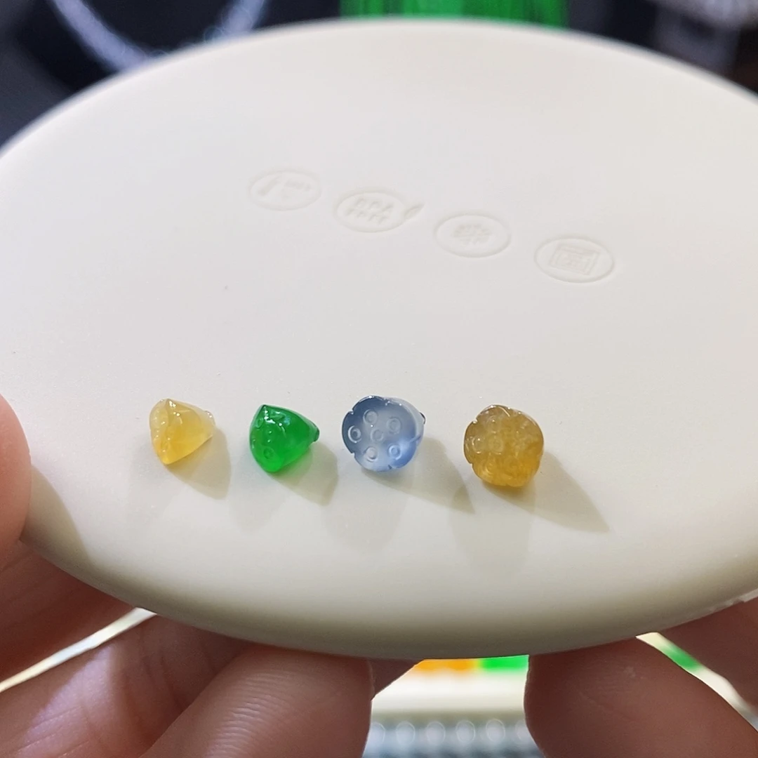 未镶嵌挂件翡翠莲蓬