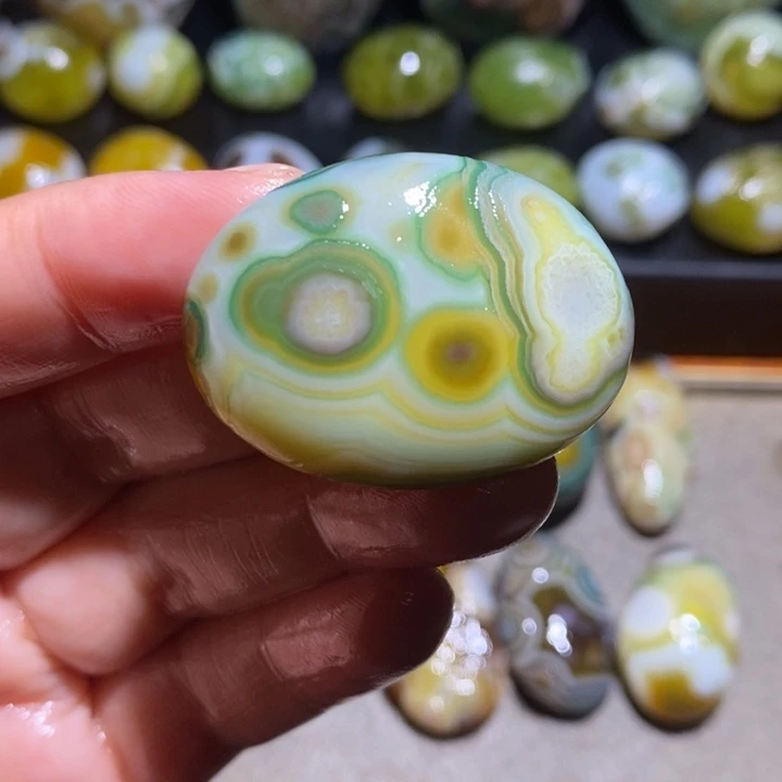 未镶嵌玛瑙/玉髓珠宝半成品65