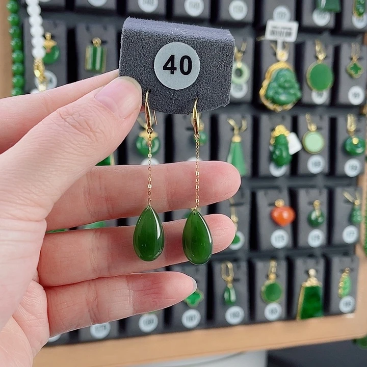 18K金镶嵌和田玉耳饰