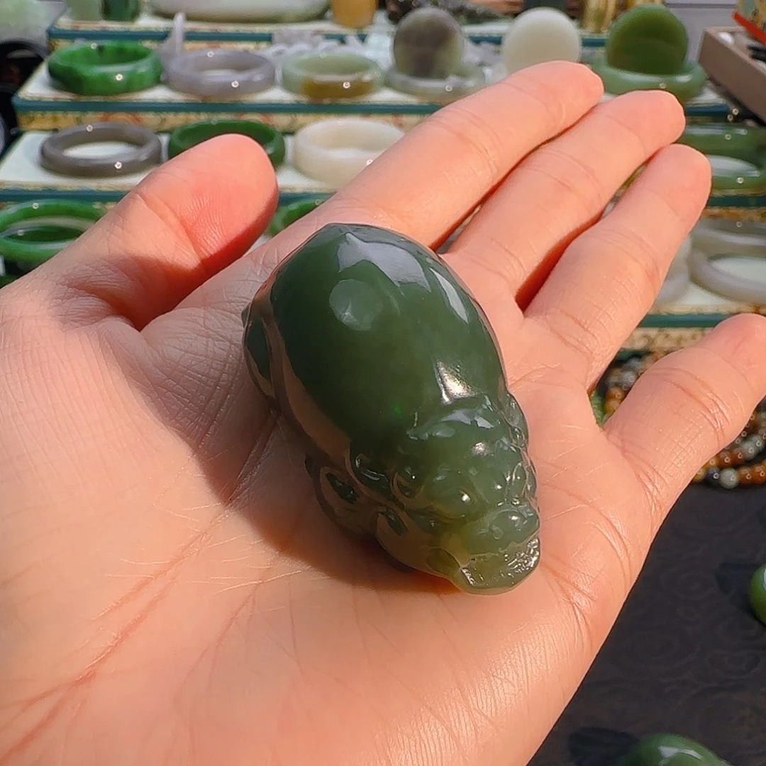 颈饰未镶嵌和田玉貔貅吊坠