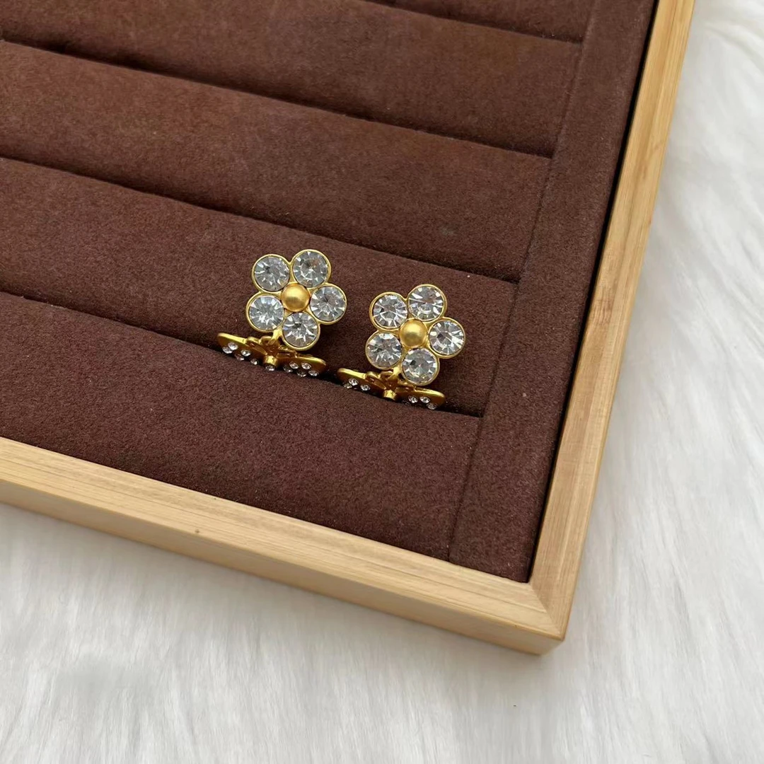 合金合成锆石耳饰 花笙（HS111） 时尚百搭气质耳钉轻奢蝴蝶花朵