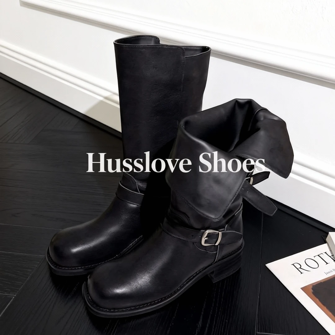 HUSSLOVE 头层牛皮·跟高4CM·时尚皮带扣两穿酷飒中筒靴骑士靴女