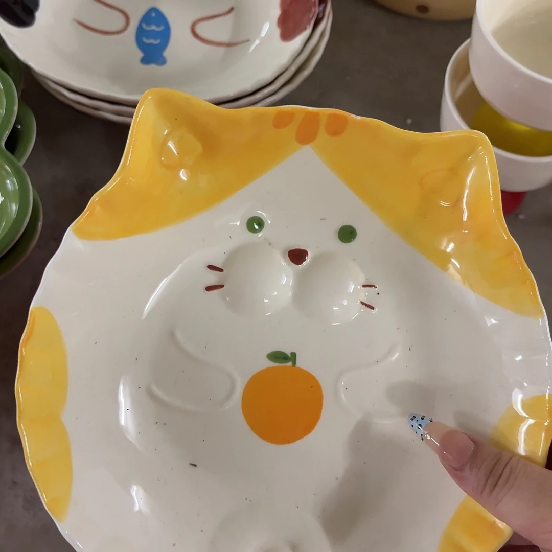 搪瓷微瑕黄猫盘一个