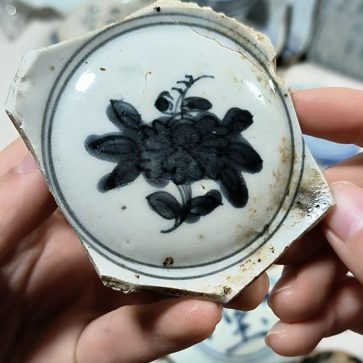 摆件瓷片瓷片瓷片瓷片