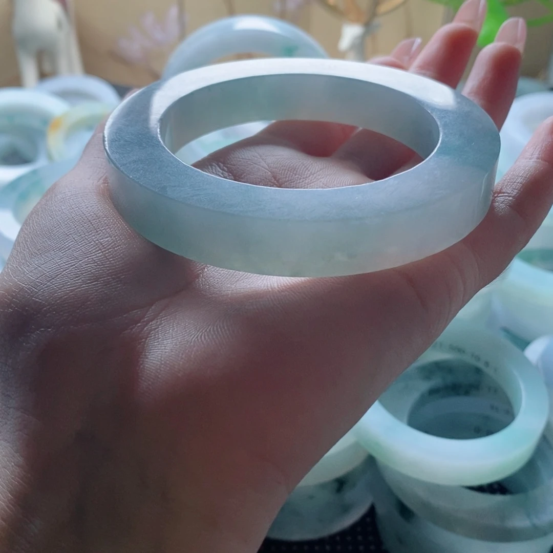 平***放定制翡翠未镶嵌AA