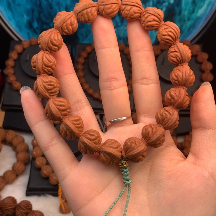 手串桃核16小金豆手持