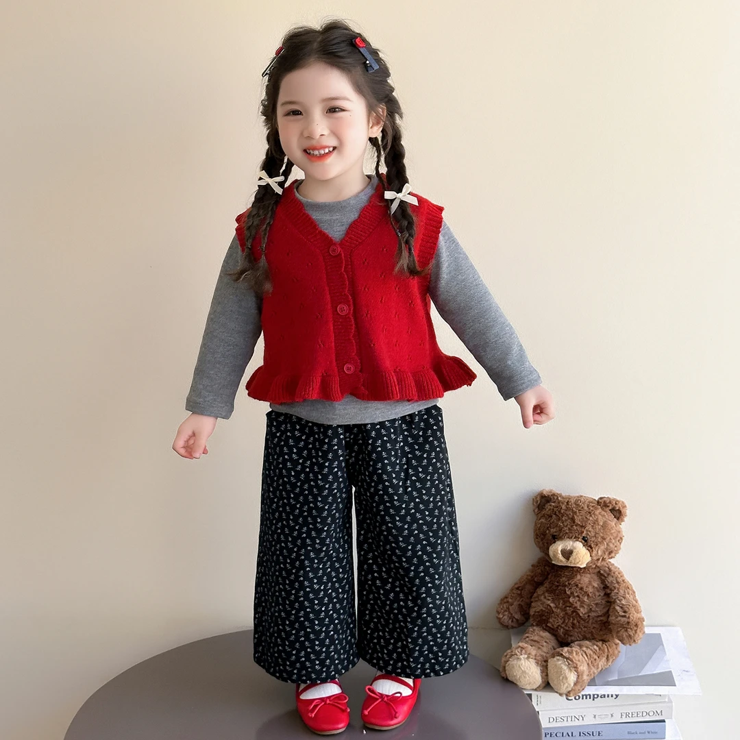 女小童秋季套装2025新款儿童韩版女宝宝洋气娃娃衫小毛衣三件套潮