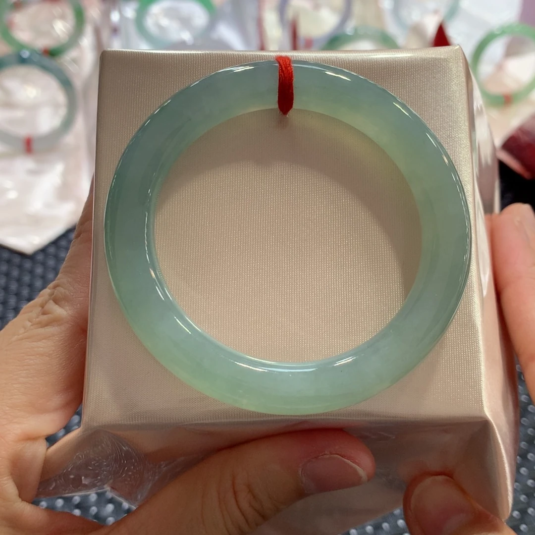 翡翠未镶嵌手镯闪购 1