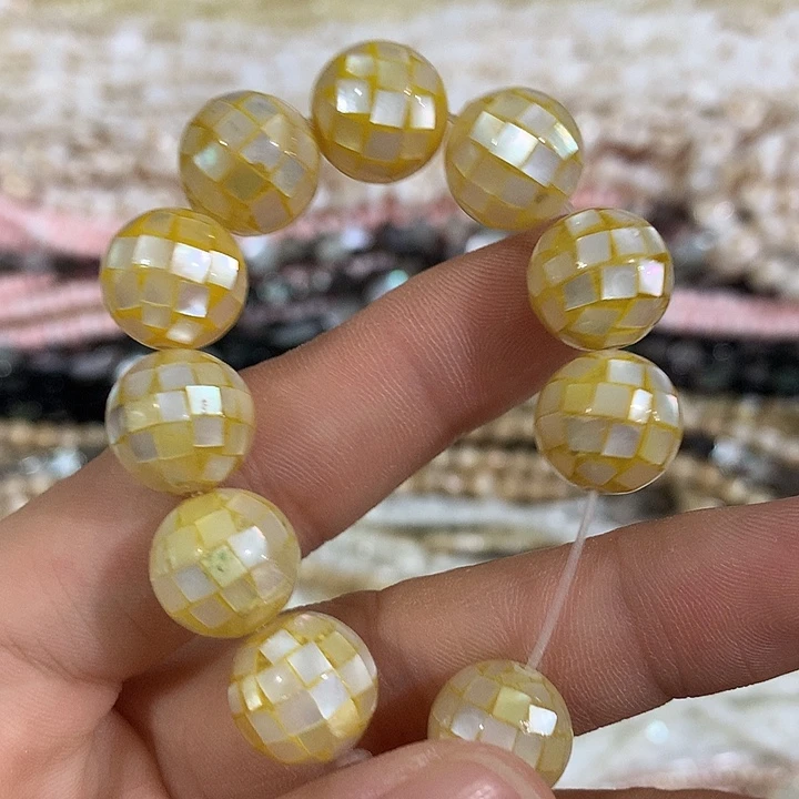 2颗12mm黄金贝华珍珠