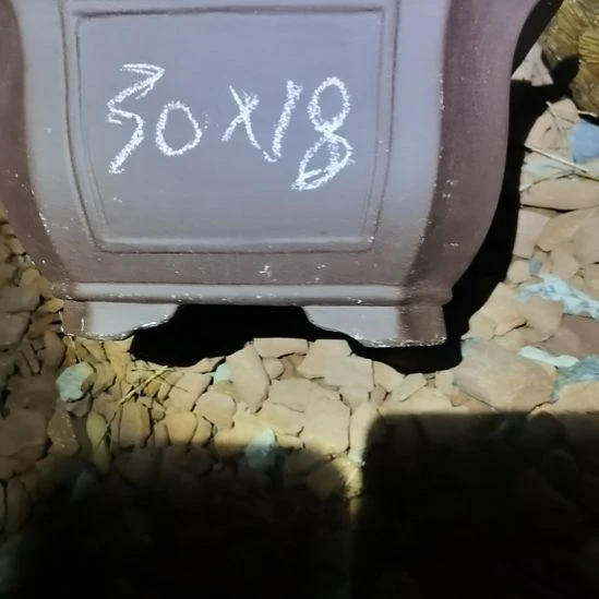 紫砂花盆放漏大促销员