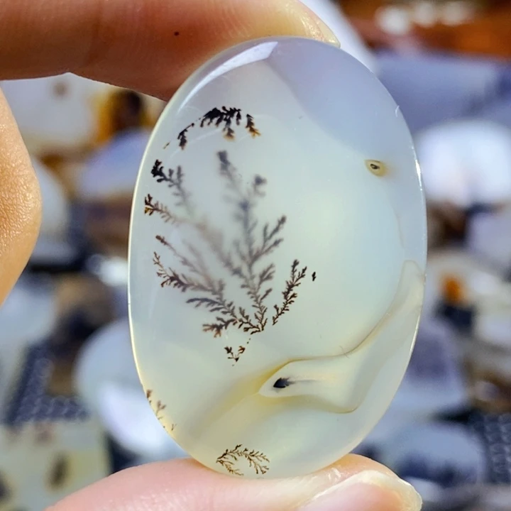 玛瑙/玉髓未镶嵌珠宝半成品