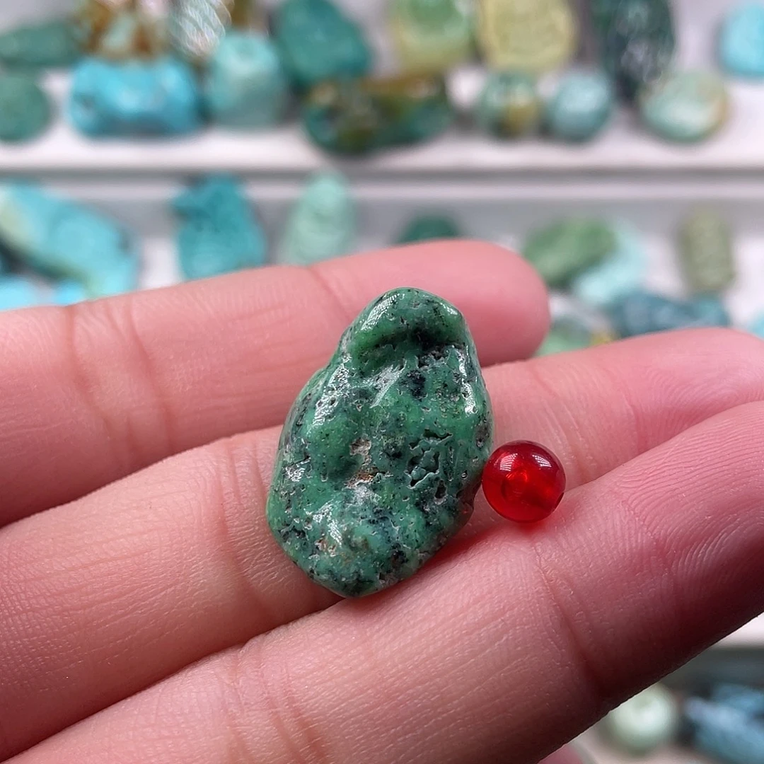 南红玛瑙未镶嵌颈饰