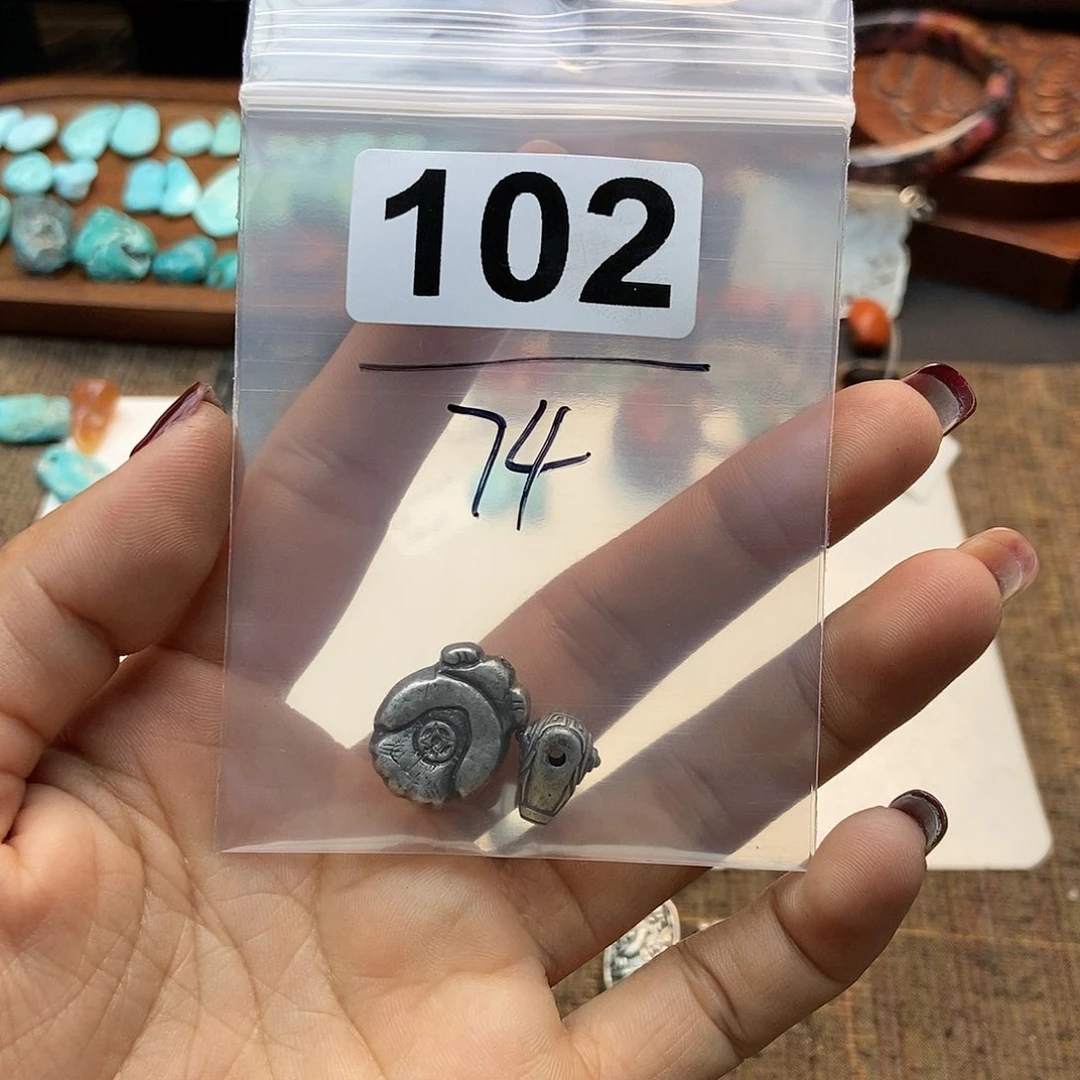 【闪购商品】翡翠挂件未镶嵌莫*冯配件