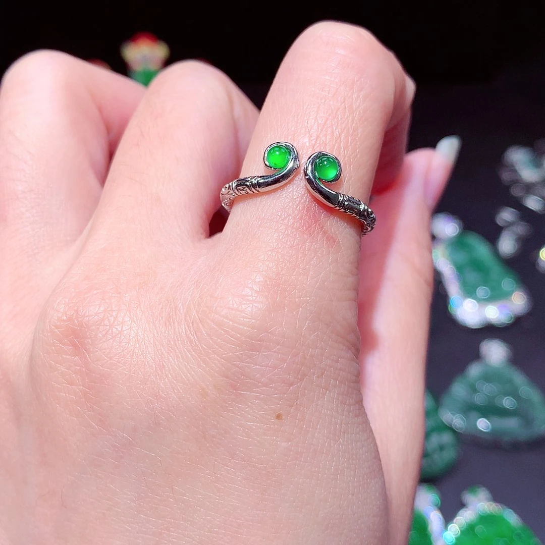 【闪购商品】翡翠吊坠(不含链)未镶嵌