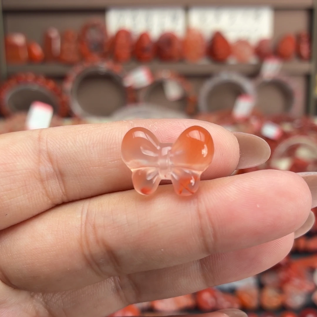 南红玛瑙未镶嵌颈饰左右通孔蝴蝶结