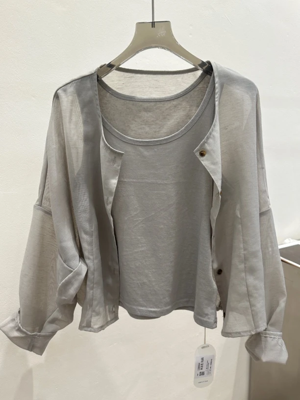 夏季纯色常规防晒长袖➕灰色吊带背心两件套