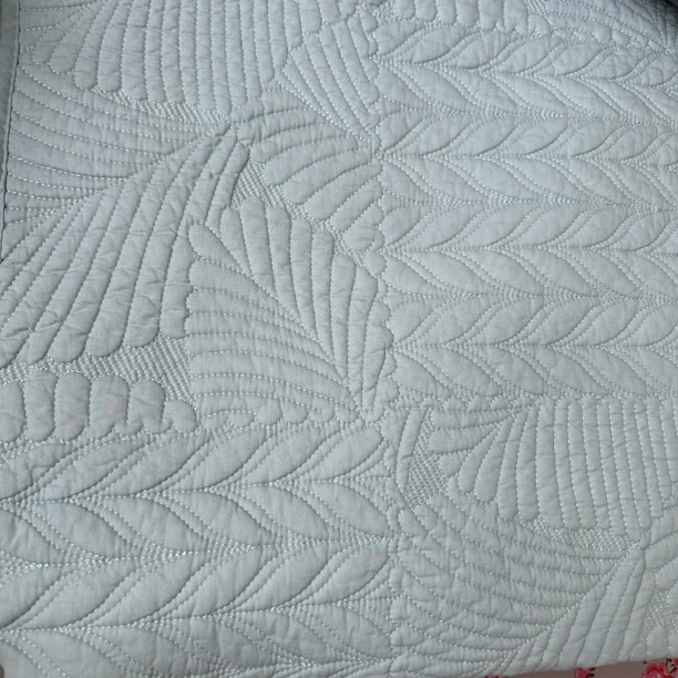 《辉岳》约90x200 蓝色叶子款棉沙发垫 发一个微瑕