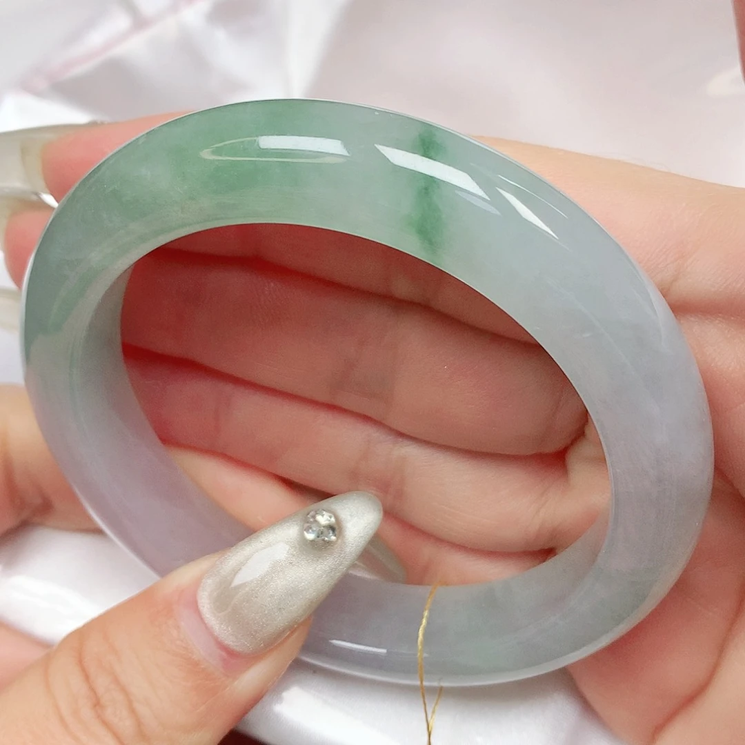 翡翠手镯未镶嵌抖音531