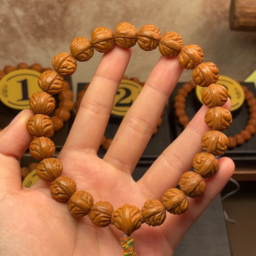 吊坠桃核金蝉玉龙手持13