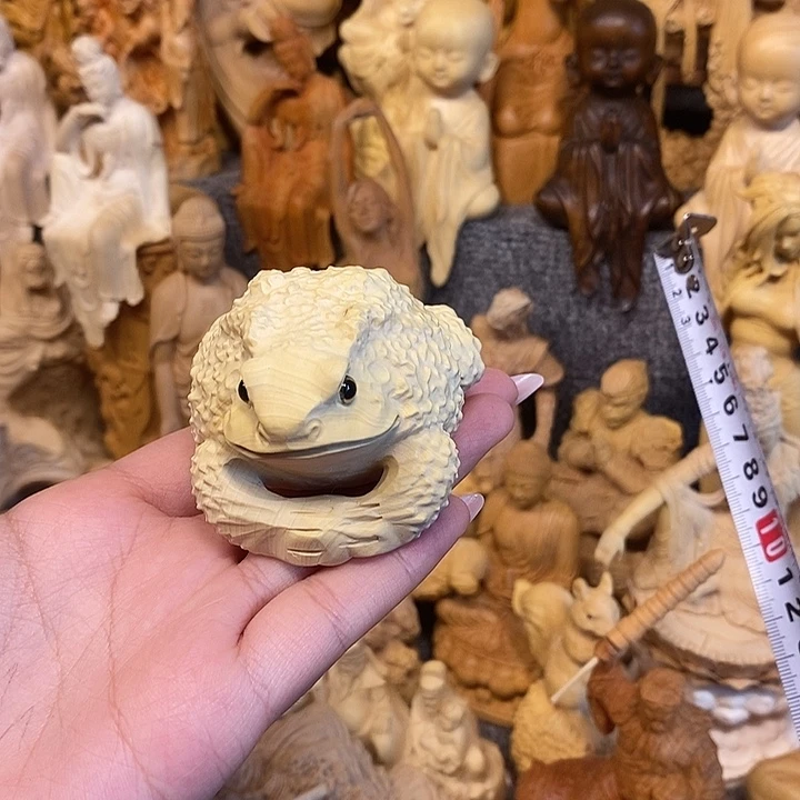 黄杨木黄杨木瑕疵青蛙