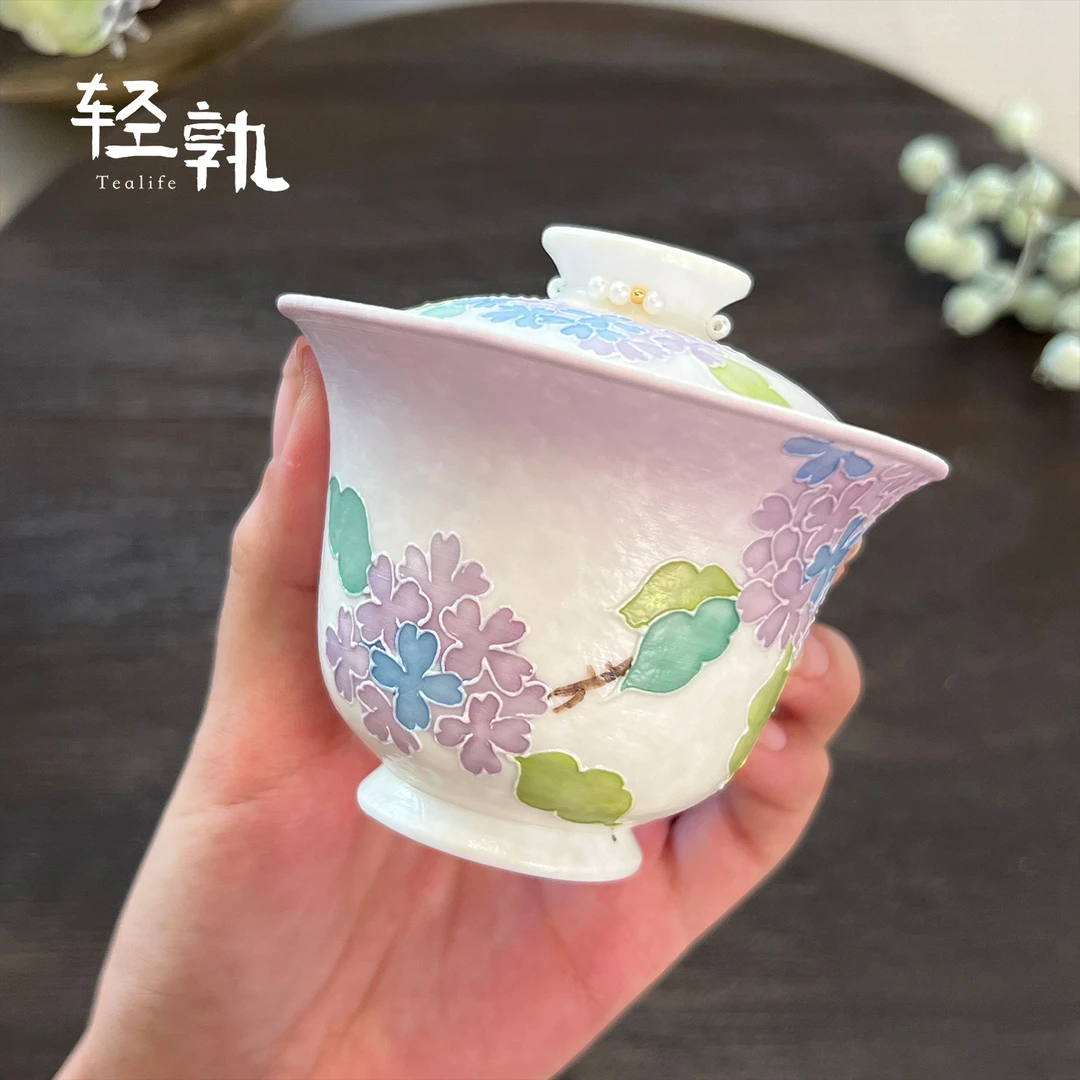 渐变手绘绣球花二才盖碗茶杯带盖陶瓷家用功夫茶具女士高档泡茶碗