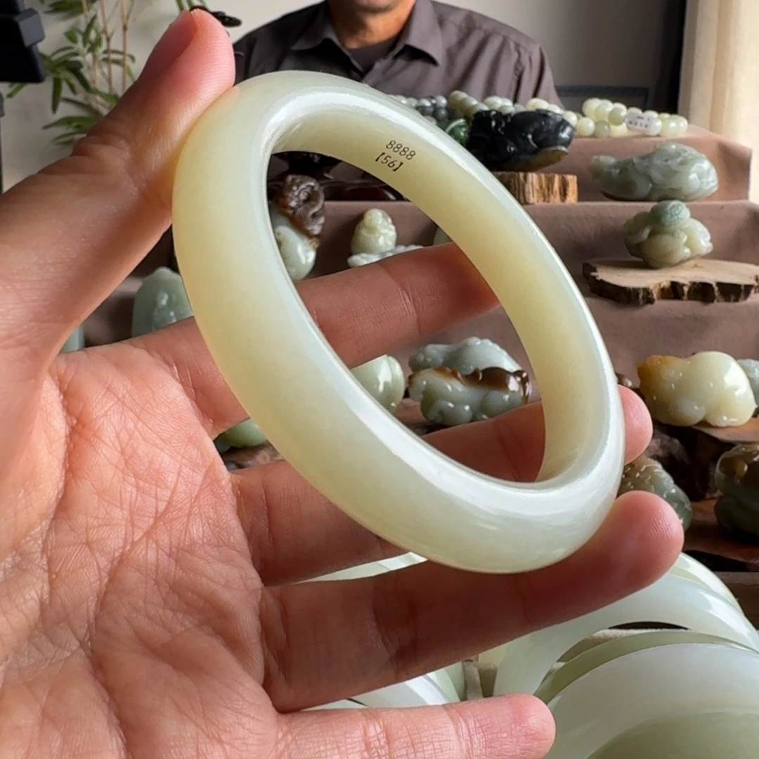 和田玉（糖玉）未镶嵌手链