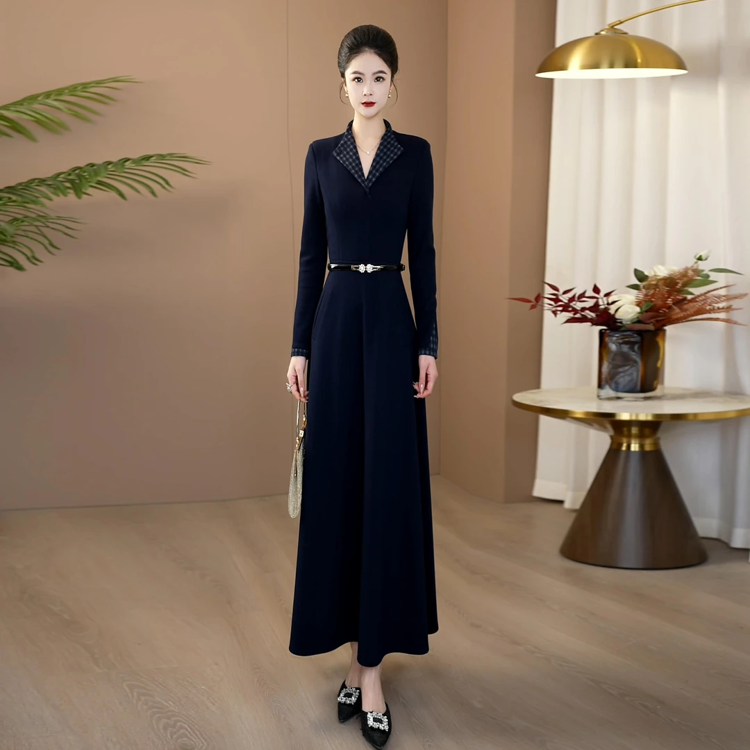 秋冬高端简约大气时尚连衣裙2025新款遮肉显瘦大摆高贵气质裙子