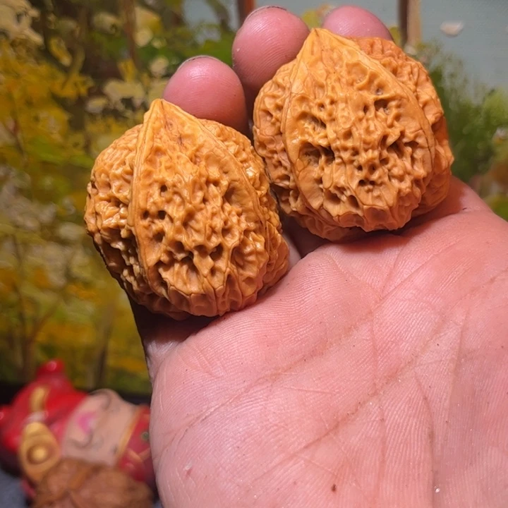 文玩核桃吊坠滇西86