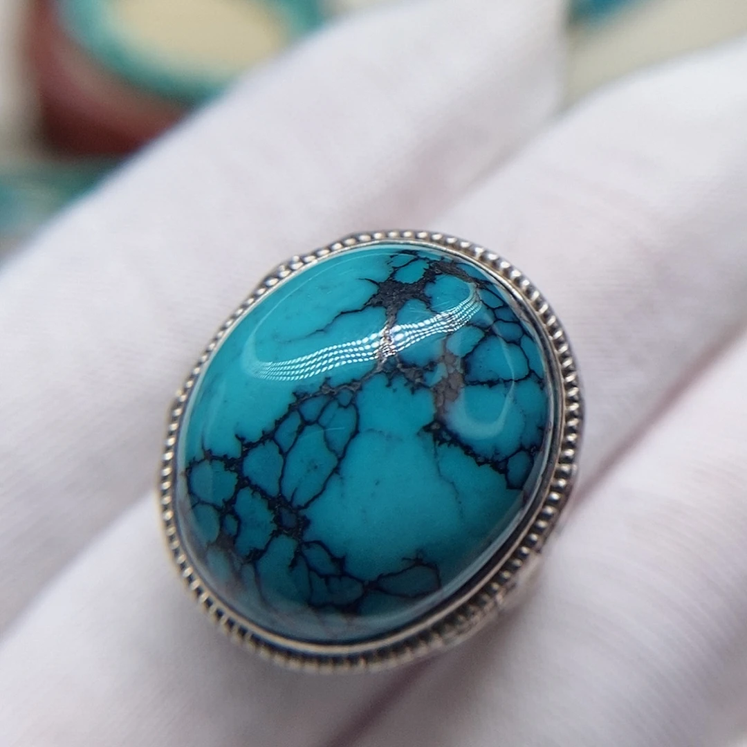 银S925镶嵌绿松石高瓷高蓝网花大蛋面男戒
