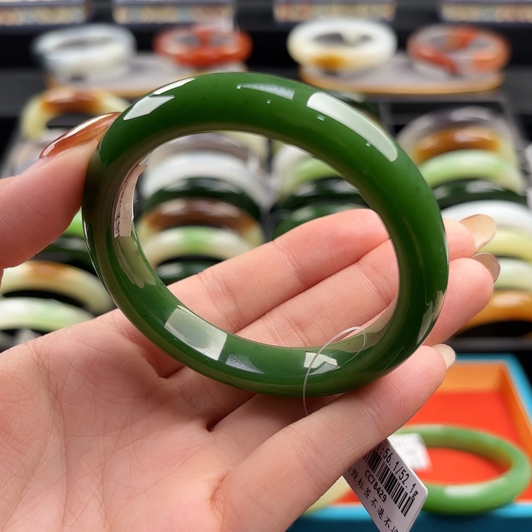 和田玉未镶嵌手镯56.1