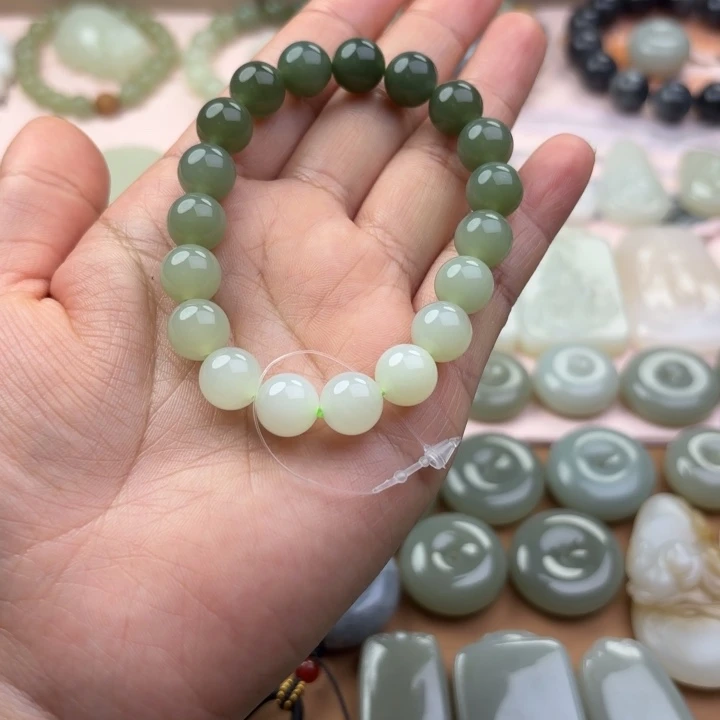 和田玉未镶嵌手链