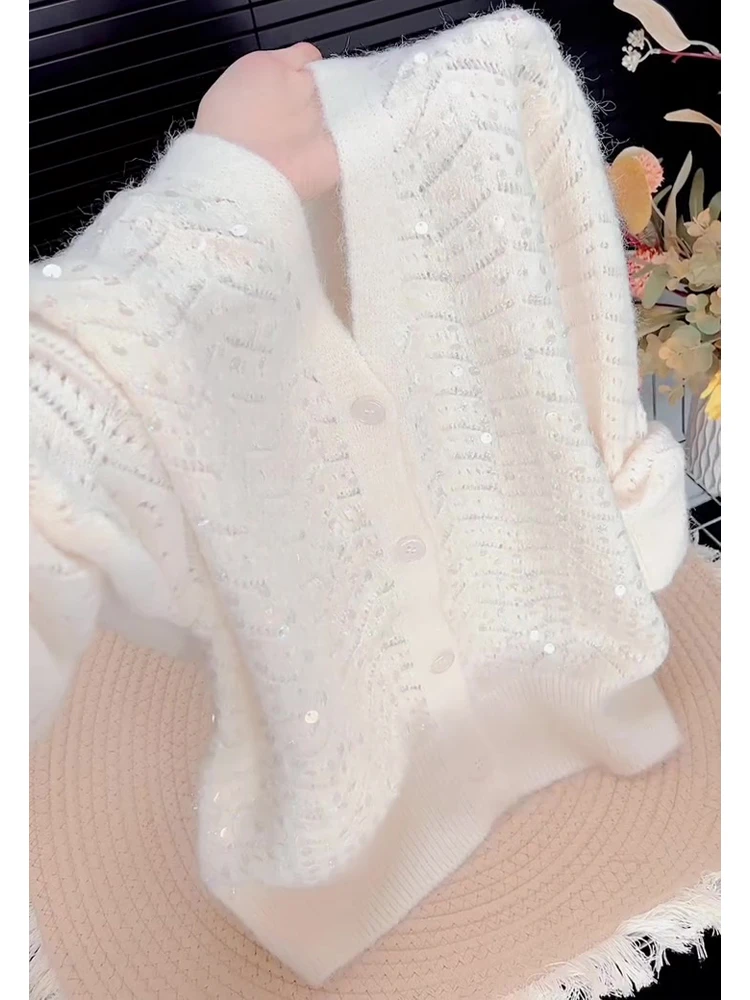 法式小众温柔风v领针织开衫女2025秋季新款亮片设计宽松显瘦上衣