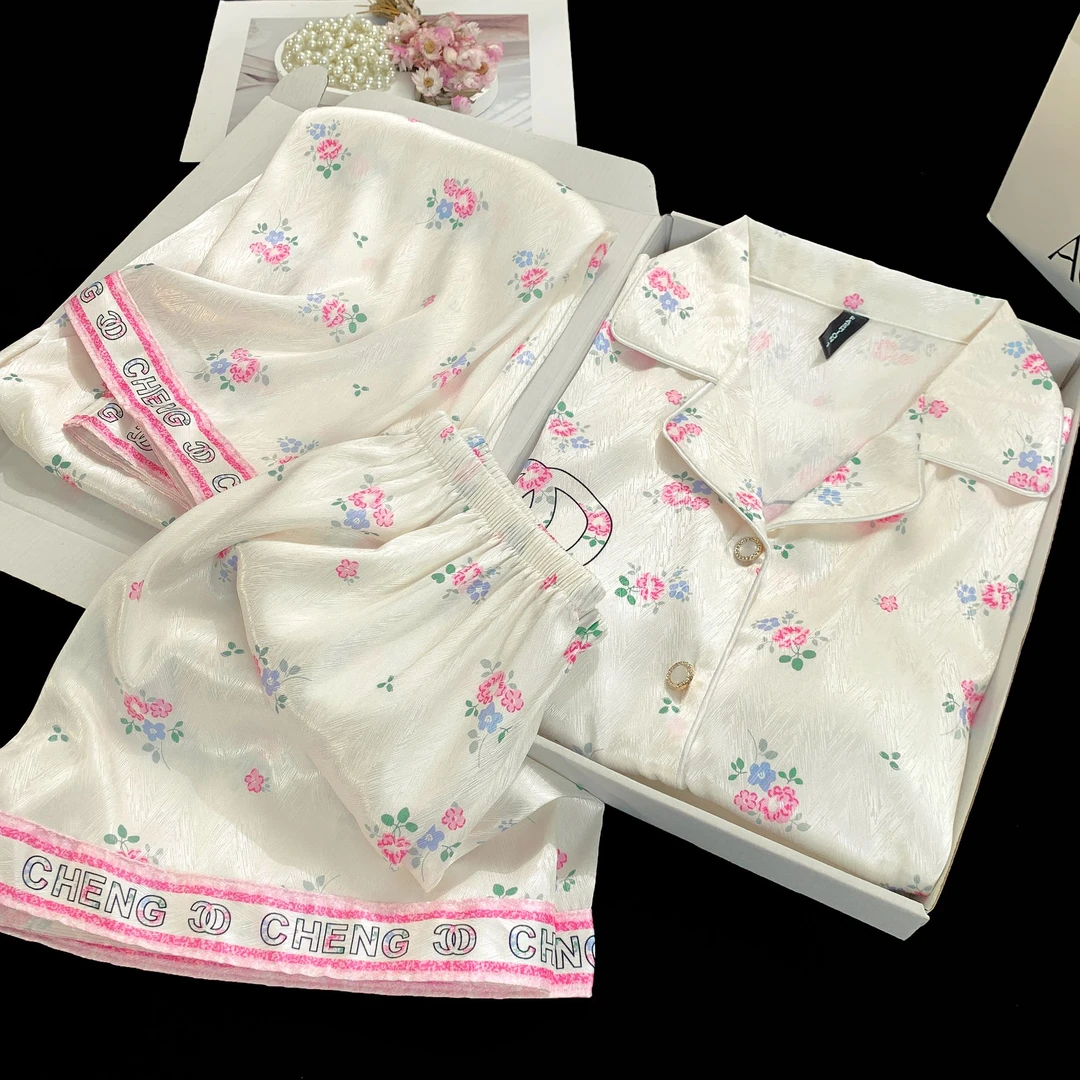 【小香碎花】冰丝短袖带胸垫睡衣女夏薄款三件套可外穿家居服套装