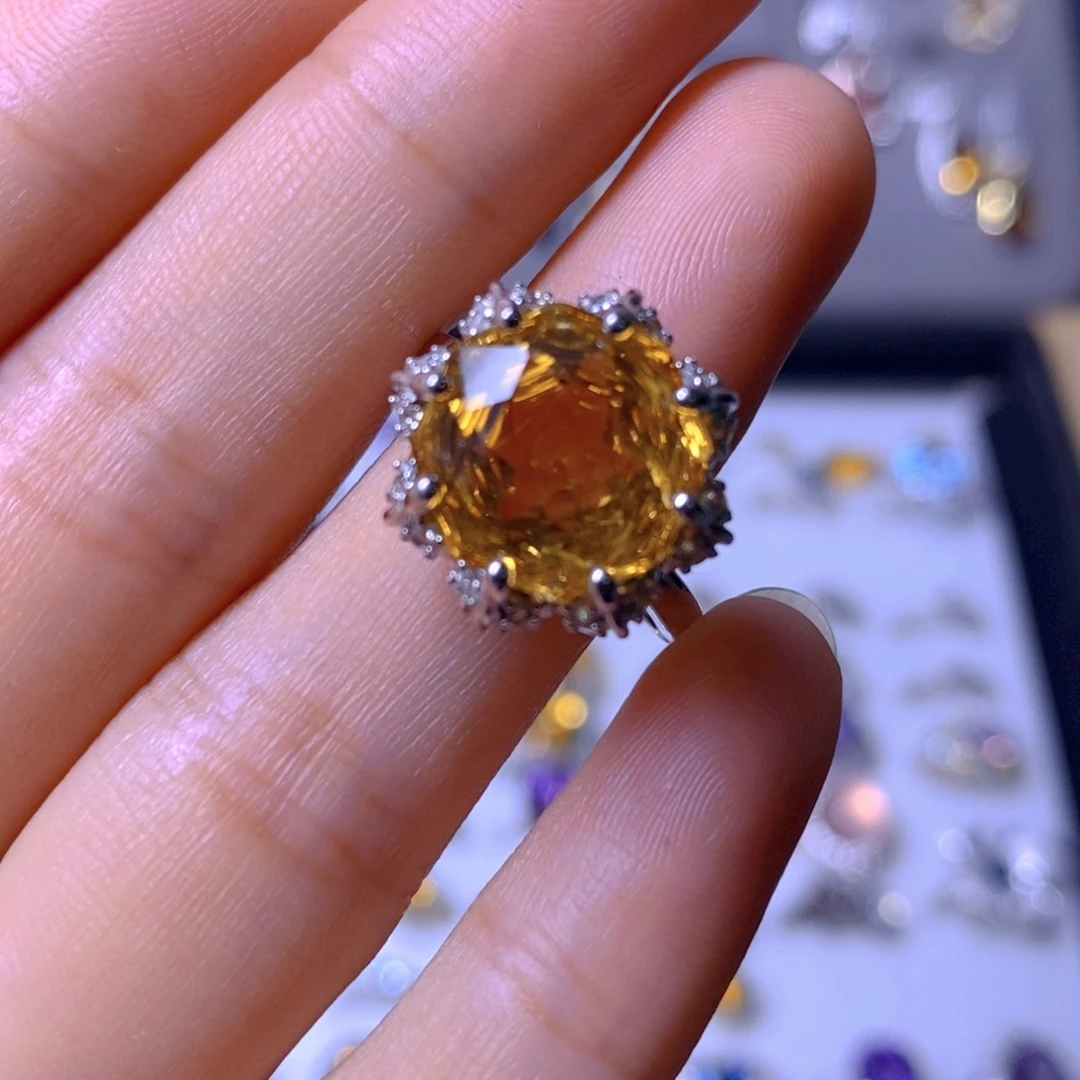 江***江戒指银S925镶嵌黄晶