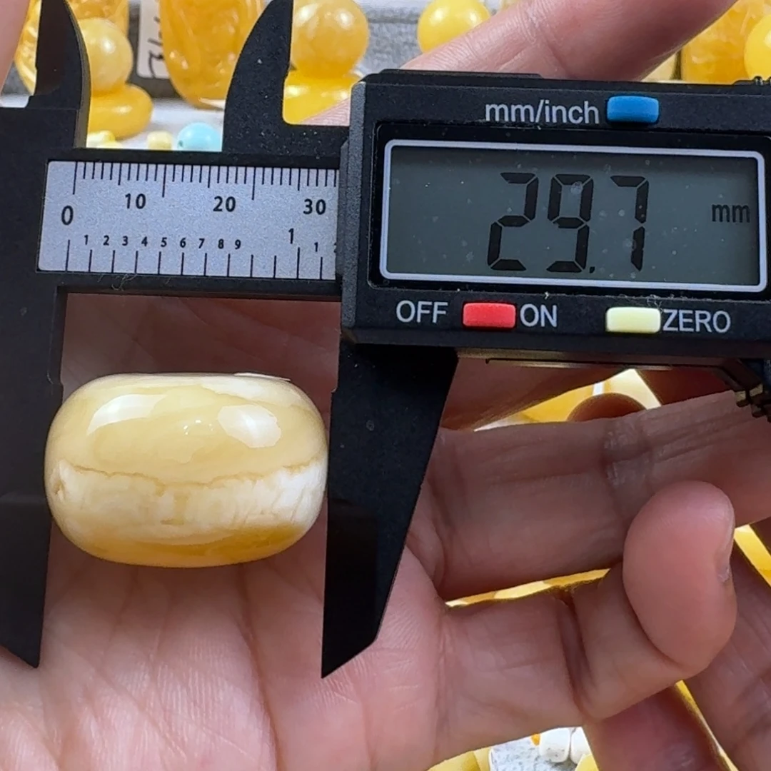 蜜蜡未镶嵌裸石42