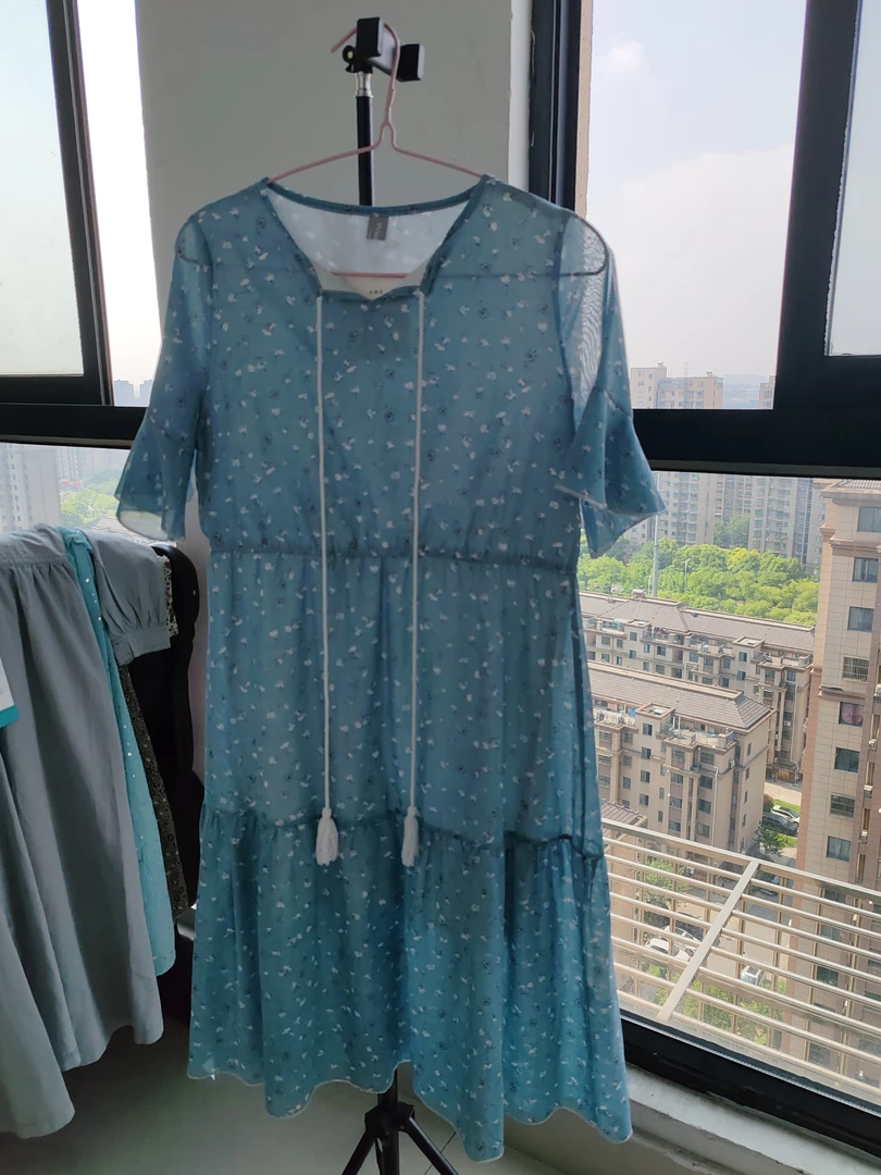 小碎花雪纺连衣裙女夏季气质性感A字裙