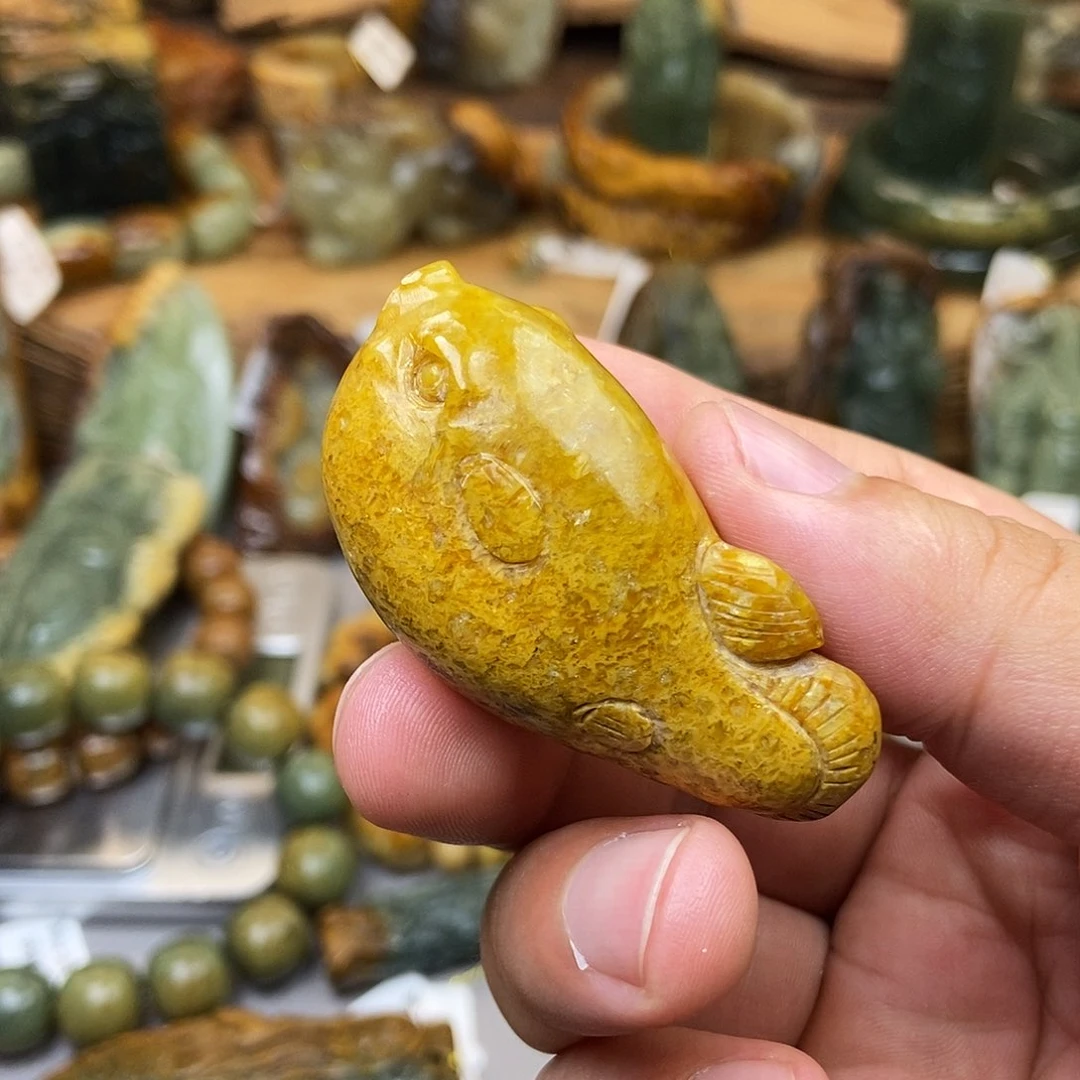 岫岩河磨玉（透闪石质玉）未镶嵌珠宝奇石